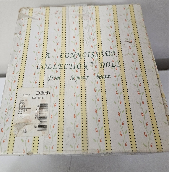 Connoisseur Collection Porcelain Doll! - Picture 3 of 3